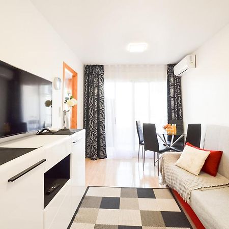Schoene Wohnung Mit Pool , Wi-Fi Und Privat Garage Torrevieja Exterior foto